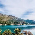 Gorgeous In Veliki *
