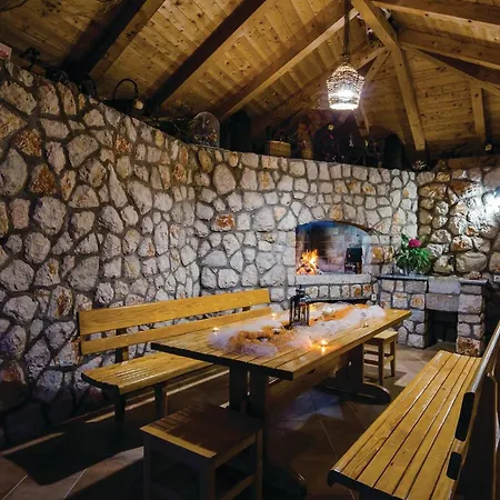 Gorgeous In Veliki *