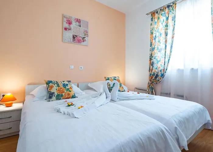 Gorgeous In Veliki * Zaton (Dubrovnik-Neretva)