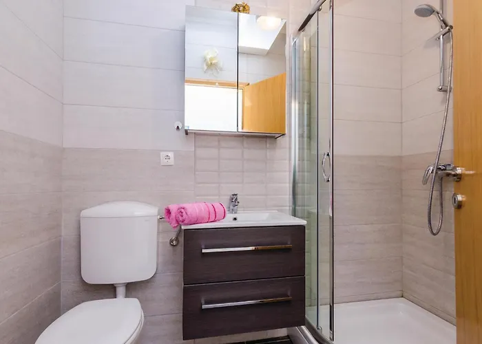 Gorgeous In Veliki Hébergement de vacances