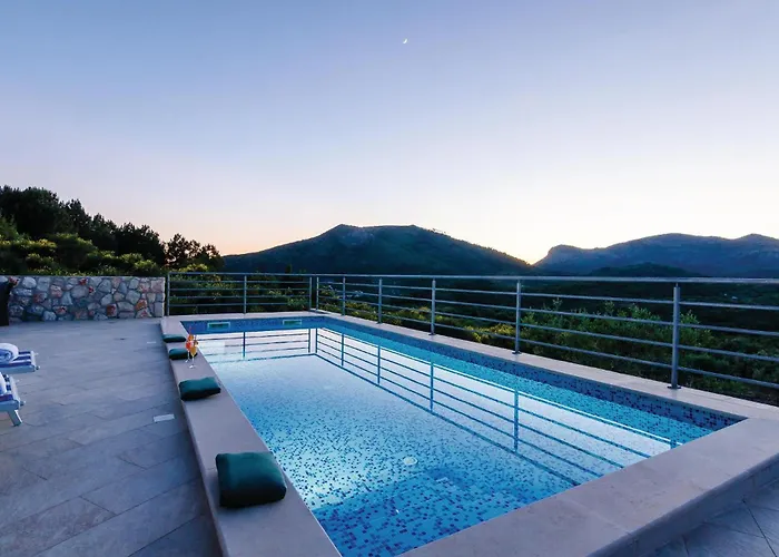 Gorgeous In Veliki Hébergement de vacances