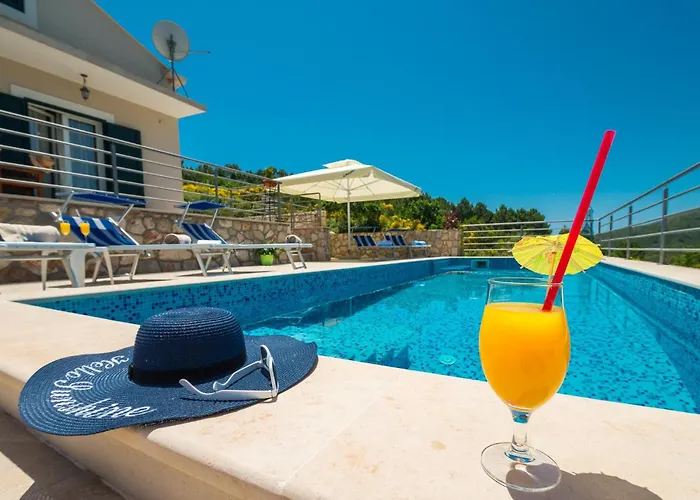 Gorgeous In Veliki * Zaton (Dubrovnik-Neretva)