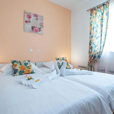 Gorgeous In Veliki * Zaton (Dubrovnik-Neretva)