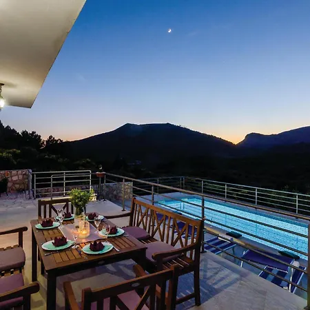 Front In Veliki Tatil Evi Zaton (Dubrovnik-Neretva)