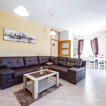 Holiday home Gorgeous In Veliki